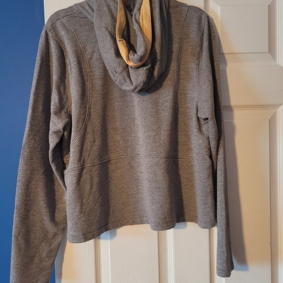 Womens under armour hoodie - Picture 2 of 4